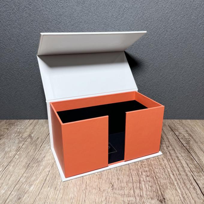 Logo fait sur commande adapté aux besoins du client de luxe de boîte-cadeau d'emballage de boîte de papier de carton de Matte White Magnetic Collapsible Rigid grand