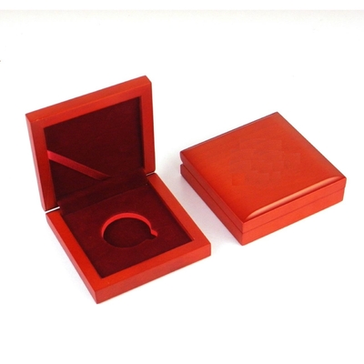 Boîte de papier en similicuir commémorative de collection de pièce de monnaie de forces de défense principale des cabines téléphoniques de ROHS 100*100*30mm