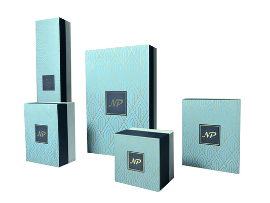 Les boîtes les épousant marquées de luxe imprimées de demoiselle d'honneur cardent les boîtes de papier pour des filles