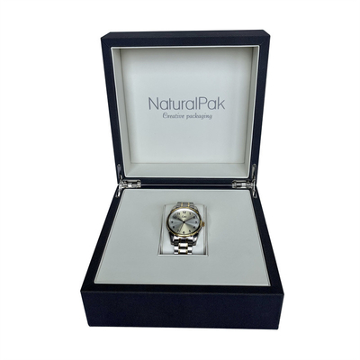 La boîte en bois crème d'emballage de montre-bracelet d'unité centrale a gravé Logo Watch Box For Men en refief