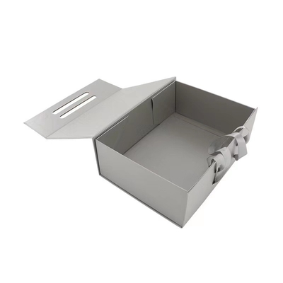 Boîte-cadeau argenté de carton d'OEM de Grey Luxury Folding Gift Boxes petit avec la longue bande