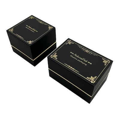 Boîtes de empaquetage de bijoux de luxe de modèle d'or enveloppées par le papier spécial