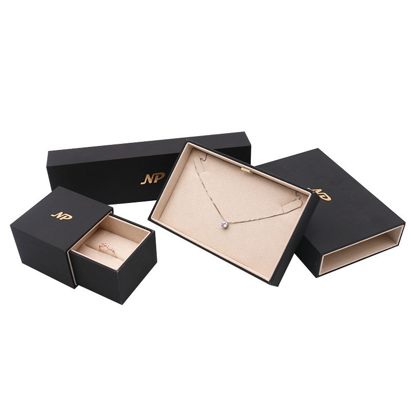 Toucher doux pendant fait sur commande en gros de cadeau de montre de Ring Earring Bracelet Bangle Necklace de bijoux de carton de boîte